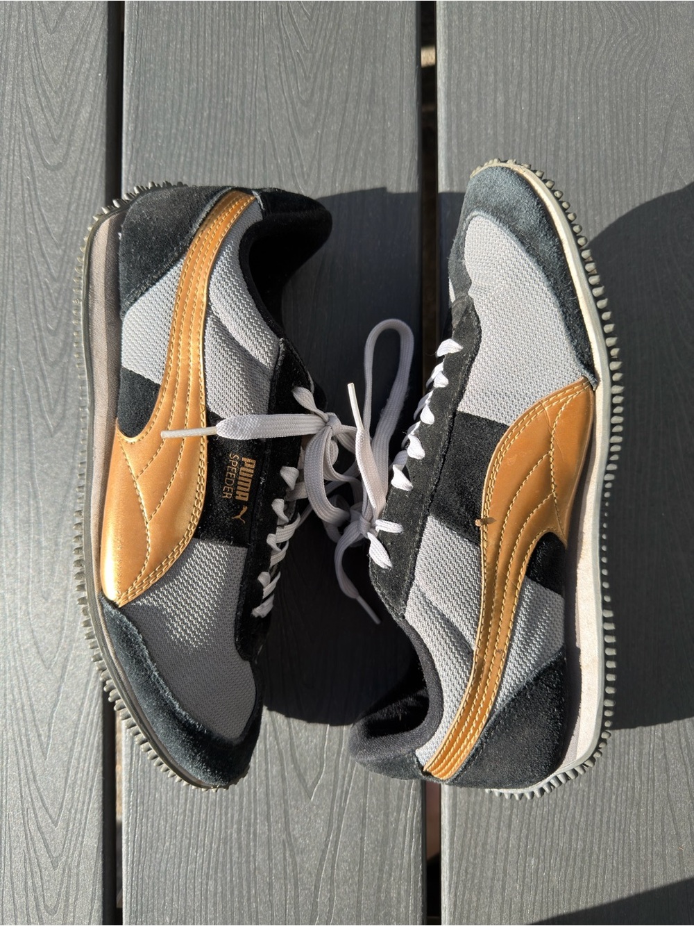 Puma Speeder Running Shoes Women Sneaker Retro Black Gold Suede Streetwear 8.5 - Picture 2 of 9